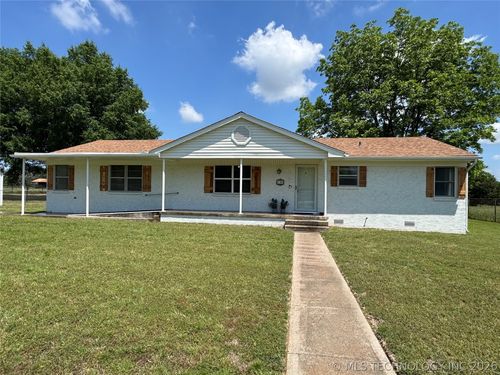 1103 Springdale Rd, Ardmore, OK, 73401-8643 | Card Image
