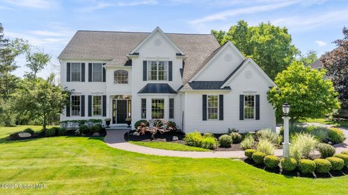 11 Fairview Ln, Halfmoon, NY, 12065 | Card Image