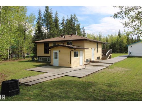 44 9002 Highway 16, Wildwood, AB, T0E2M0 | Card Image