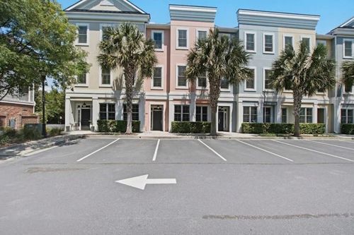 402-656 Coleman Blvd, Mount Pleasant, SC, 29464-4070 | Card Image
