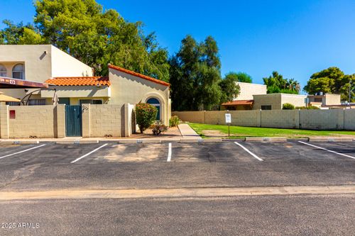 3-3203 W Loma Ln, Phoenix, AZ, 85051-6175 | Card Image