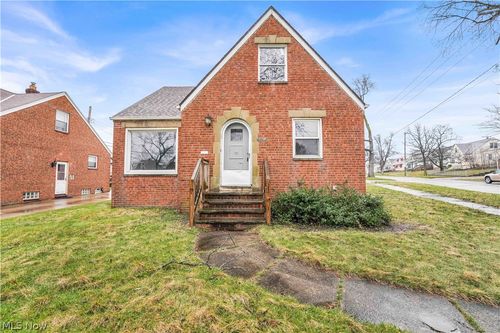 15205 Judson Dr, Cleveland, OH, 44128-1956 | Card Image