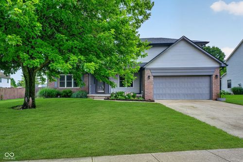 6416 Apple Cider Way, Avon, IN, 46123-7513 | Card Image