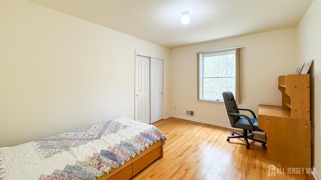 166 Lund Ave, House other with 5 bedrooms, 3 bathrooms and null parking in Edison NJ | Image 18