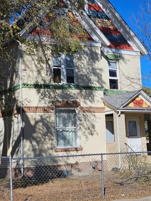 825 W 12th St, Pueblo, CO, 81003-2036 | Card Image