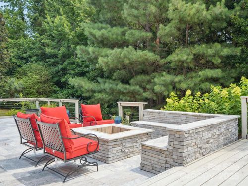 2751 Collaroy Rd, Waxhaw, NC, 28173-6435 | Card Image