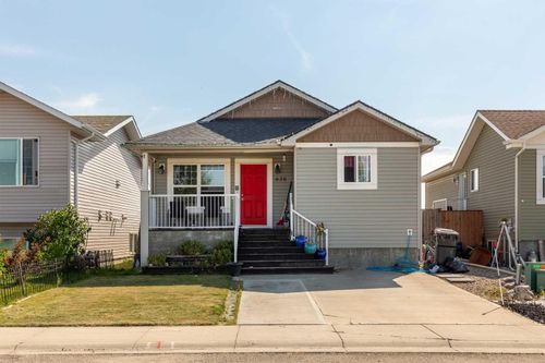 630 46 Avenue, Coalhurst, AB, T0L0V0 | Card Image