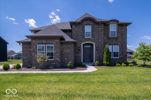 1402 Hove Dr, Greenwood, IN, 46143-5756 | Card Image