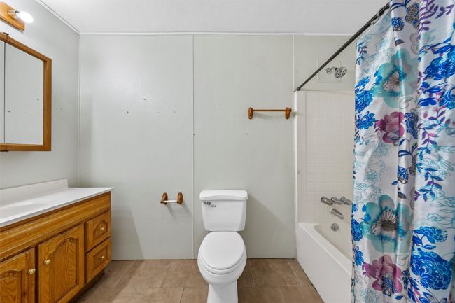 1560 Roadrunner Trl, House other with 3 bedrooms, 2 bathrooms and null parking in Riesel TX | Image 14