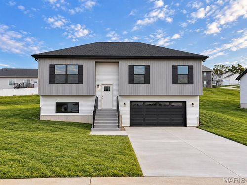 112 Ventnor Ave, Union, MO, 63084-2526 | Card Image