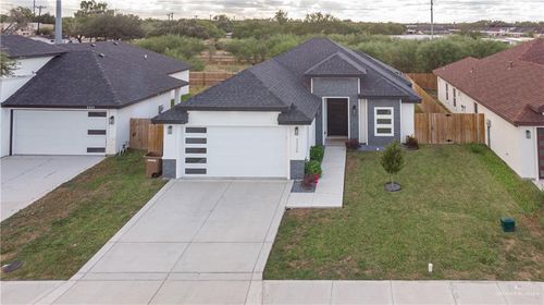 2225 N Woody St, Edinburg, TX, 78541-5717 | Card Image
