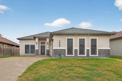 7638 Krypton Dr, Corpus Christi, TX, 78414-3141 | Card Image
