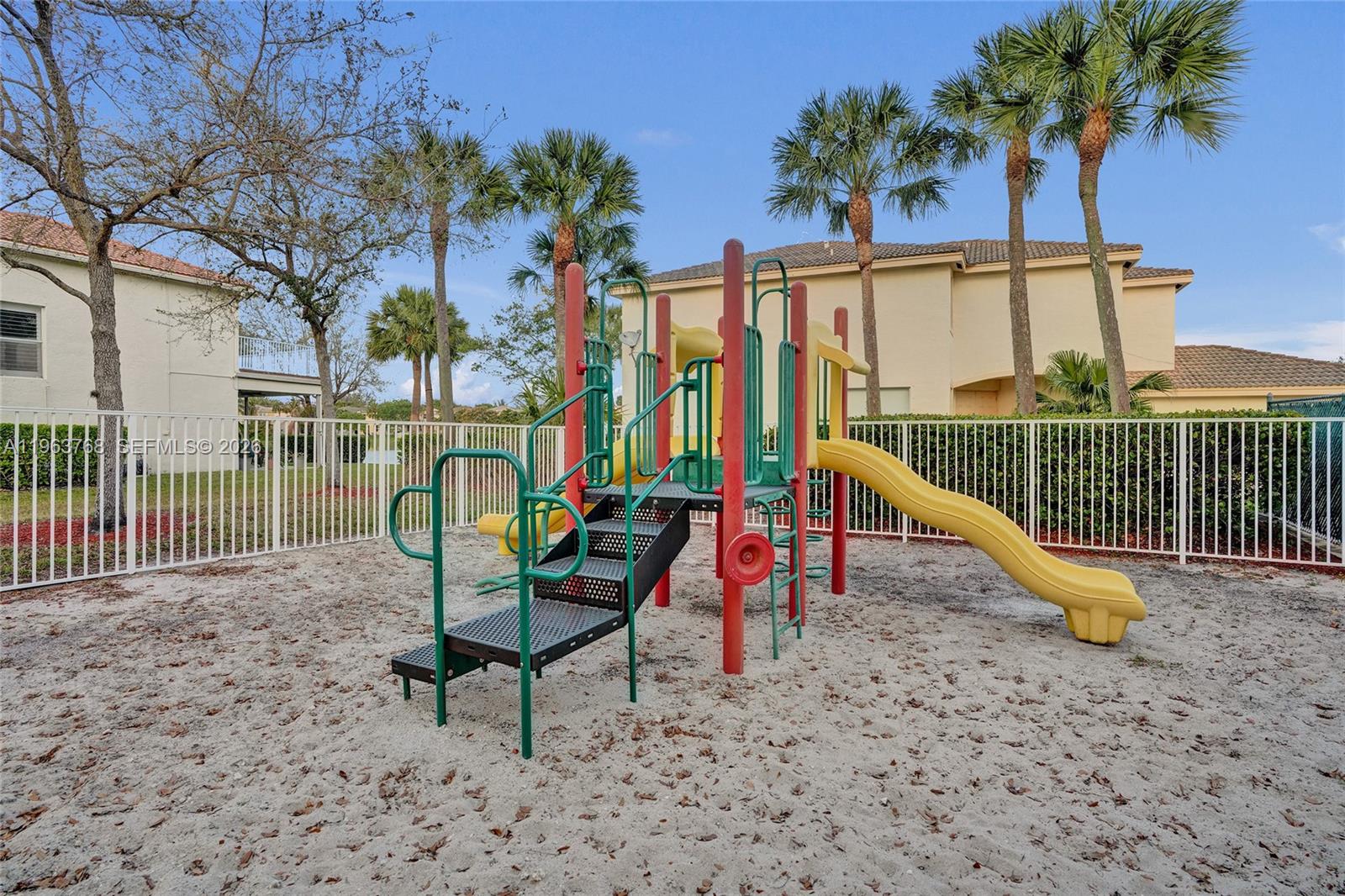 Residential in Miramar
