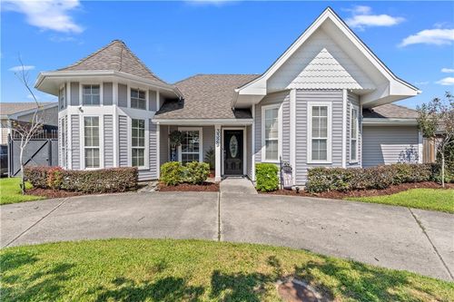 3329 Grandwood Blvd, Kenner, LA, 70065-3935 | Card Image