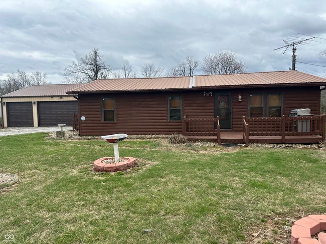 11696 E Short Rd, House other with 3 bedrooms, 1 bathrooms and null parking in Springville IN | Image 4