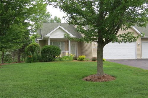 1112 Fountain View Cir, Holland, MI, 49423-5637 | Card Image