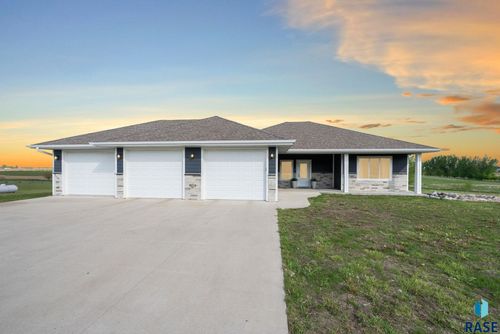 23462 462nd Ave, Wentworth, SD, 57075 | Card Image