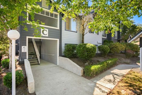 c101-10825 Se 200th St, Kent, WA, 98031-5518 | Card Image
