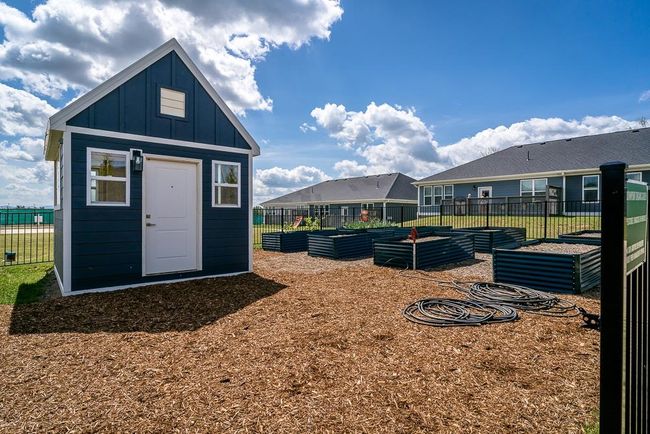 1524 Crownpoint Dr, Townhouse with 3 bedrooms, 2 bathrooms and null parking in Rockingham VA | Image 45