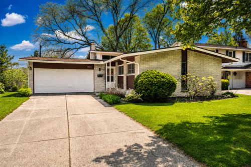 1434 Pine Valley Blvd, Ann Arbor, MI, 48104-6710 | Card Image