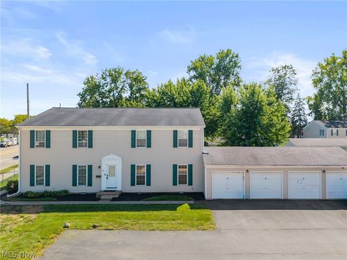 2a-28 Valley Forge Lane, Elyria, OH, 44035 | Card Image