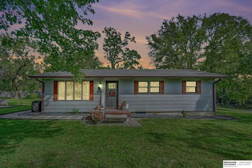 14840 Thayer Ave, Lincoln, NE, 68527-9821 | Card Image