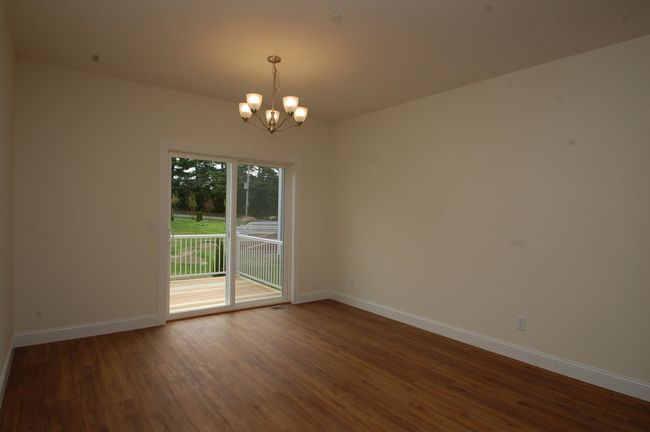 9D - 8 Chesterfield Lane, Condo with 2 bedrooms, 3 bathrooms and null parking in Londonderry NH | Image 4