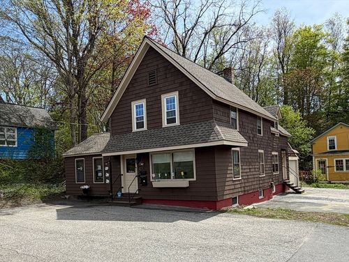 30 Mohawk Trl, Greenfield, MA, 01301-3298 | Card Image