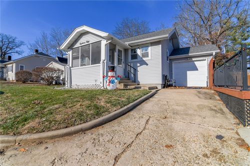 1850 W William St, Decatur, IL, 62522-1821 | Card Image