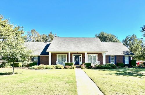 1738 N Barrington Drive, Fayetteville, AR, 72701 | Card Image