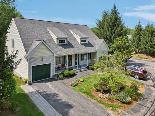 1-8 Sherwood Rd, Raymond, NH, 03077-1613 | Card Image