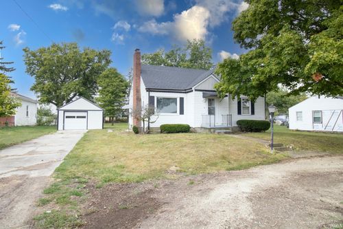 2588 N Old Highway 27, Winchester, IN, 47394-8578 | Card Image