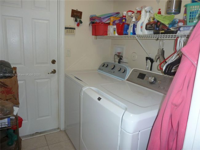 13240 Sw 20 Th St, House other with 3 bedrooms, 2 bathrooms and null parking in Miramar FL | Image 20