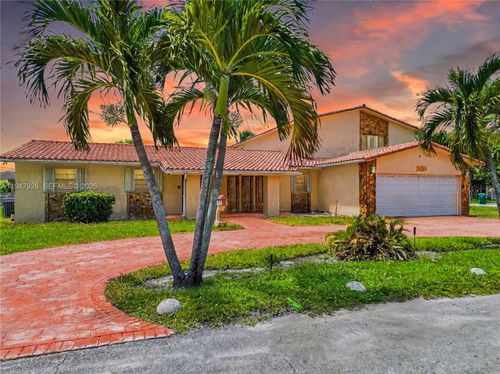 2420 Nw 132nd St, Miami, FL, 33167-1351 | Card Image