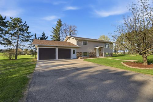 4647 County Road 121, Fort Ripley, MN, 56449-1318 | Card Image