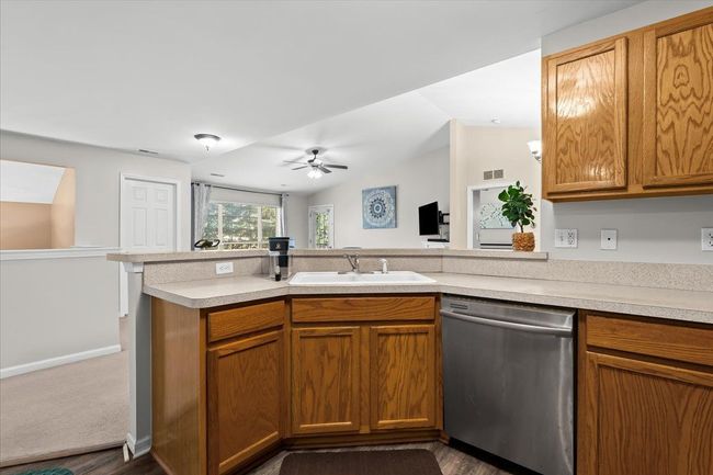 2209 Saratoga Blvd, Condo with 2 bedrooms, 2 bathrooms and null parking in Commerce Twp MI | Image 10