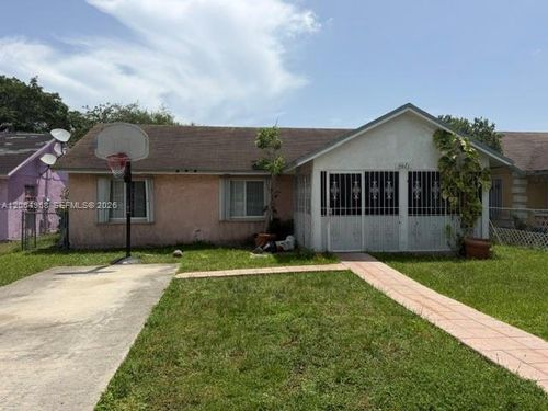 6021 Nw 21st Ave, Miami, FL, 33142-7834 | Card Image