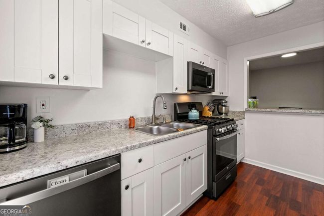 1208 Cumberland Ct Se, Condo with 1 bedrooms, 1 bathrooms and 2 parking in Smyrna GA | Image 12