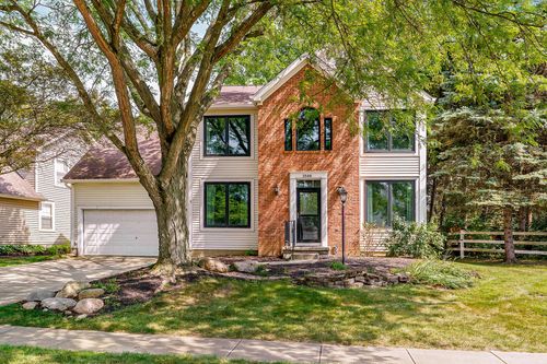 3588 Rivervail Dr, Columbus, OH, 43221-5626 | Card Image
