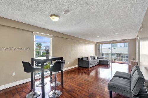 301-3716 Ne 168th St, North Miami Beach, FL, 33160-3593 | Card Image