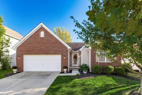 8331 Olympus Ln, Blacklick, OH, 43004-8194 | Card Image