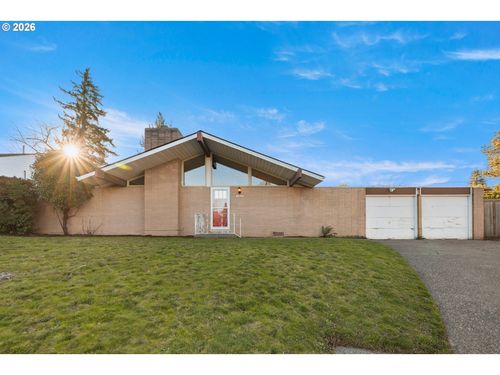 12600 Ne Davis St, Portland, OR, 97230-2139 | Card Image