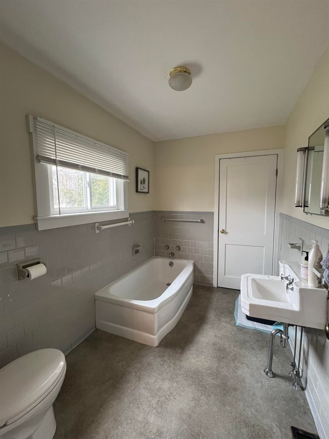 8 3 Rd St, House other with 3 bedrooms, 2 bathrooms and null parking in Fair Haven VT | Image 9