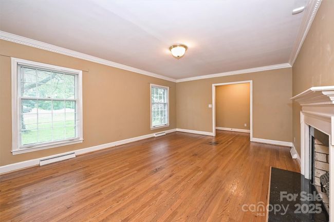 Living Room | Image 6