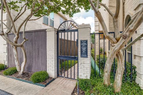 apt-115-4229 Cole Ave, Dallas, TX, 75205-4899 | Card Image