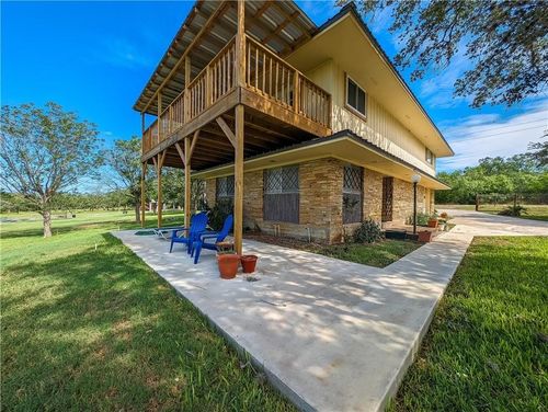 155 Buffalo Rd, George West, TX, 78022-3407 | Card Image