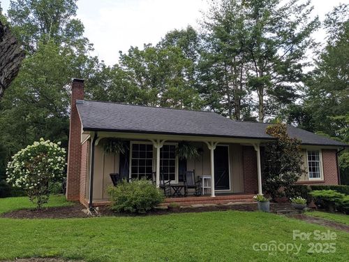 321 Donnybrook Dr, Asheville, NC, 28806-9518 | Card Image