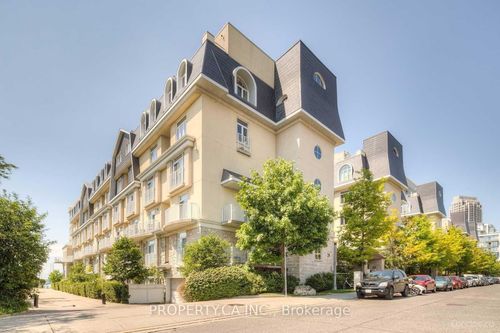 178-28 Stadium Rd, Toronto, ON, M5V3P4 | Card Image