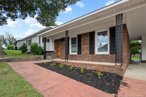 4802 Hurley Dr, Fayetteville, NC, 28304-4270 | Card Image