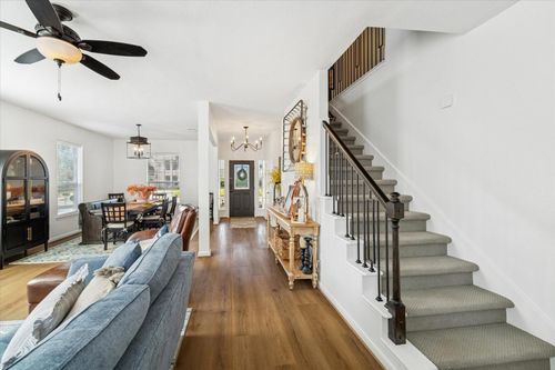 3106 Chesterfield Ln, Stafford, TX, 77477-4606 | Card Image